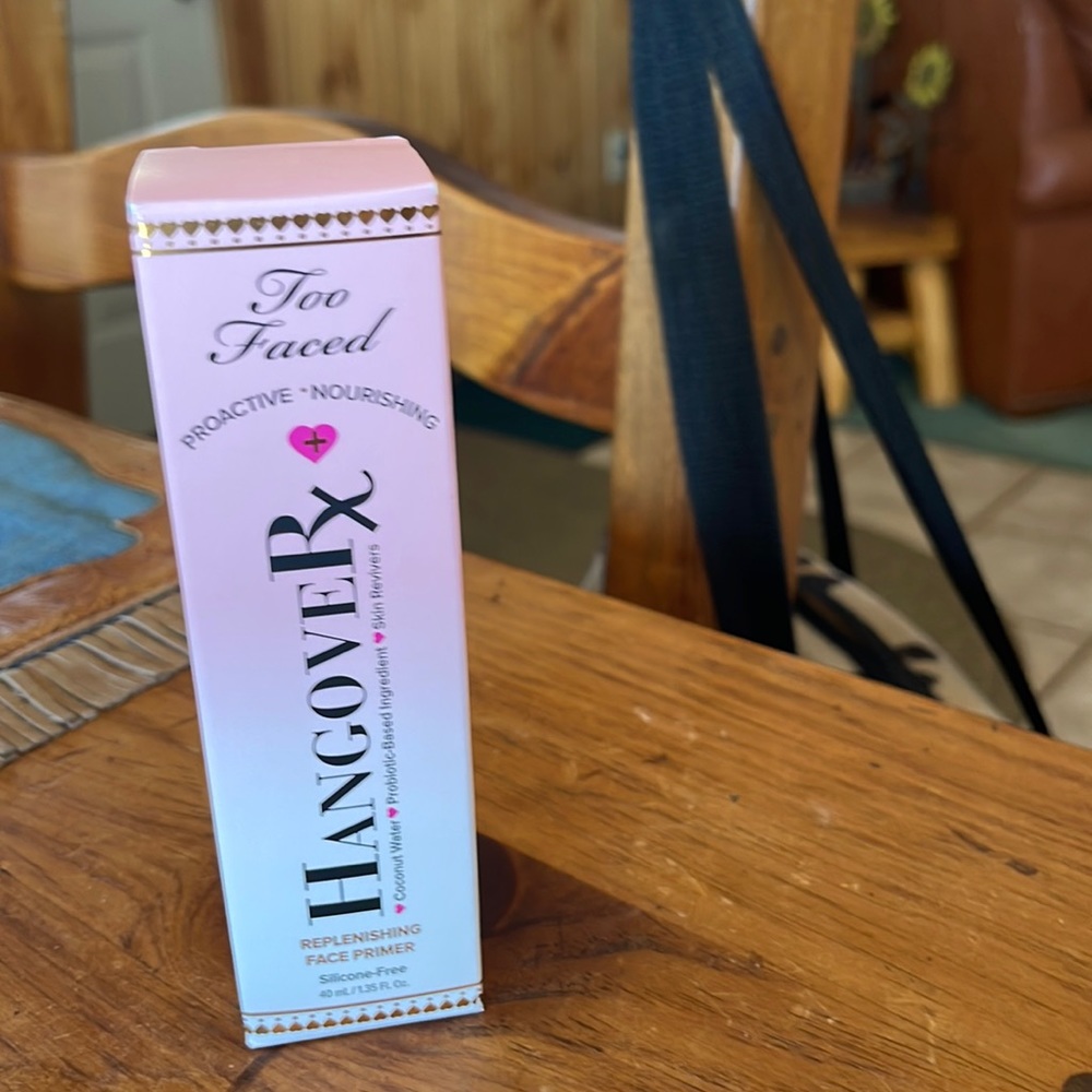 Too faced primer